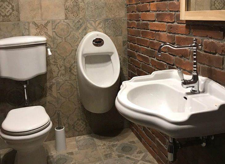 De ce oamenii sărate apa în toaletă și se scufundă? Vei afla - tu însuți o vei face singur instalații sanitare