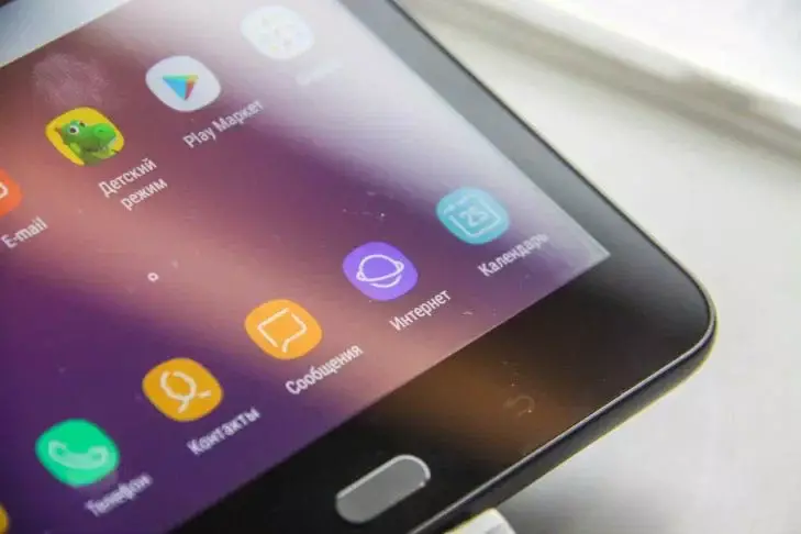 Ce poate smartphone -ul dvs.: funcții care vor facilita curățarea, gătitul și altceva Smartphone