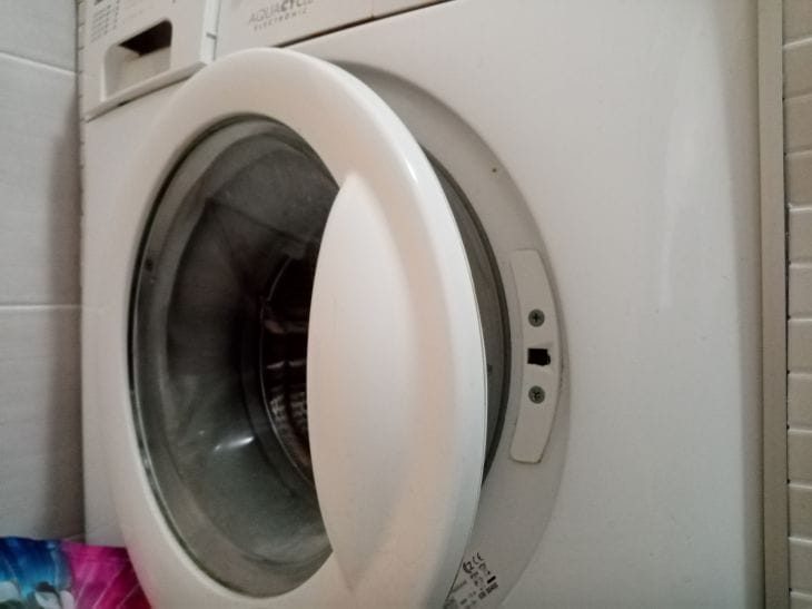 Mirosul din mașina de spălat? Nu este un coșmar, ci o bucurie pentru curățare Spălat