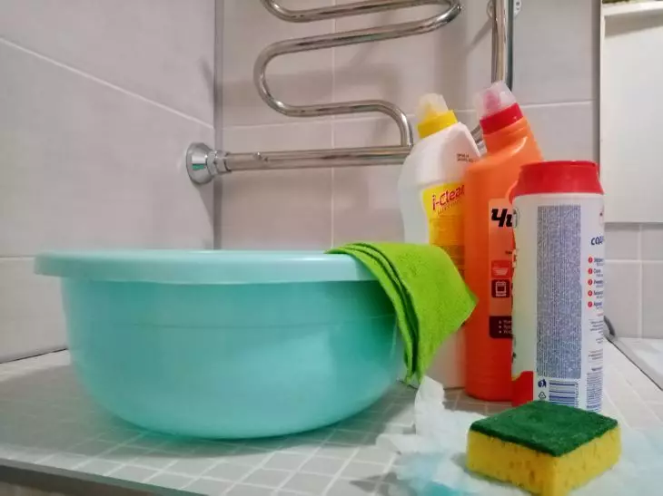 Praf sub control: Cum să uiți de o cârpă timp de o săptămână Curățare
